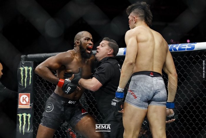 Corey Anderson a další hvězdy se chystají na zápasy v MMA