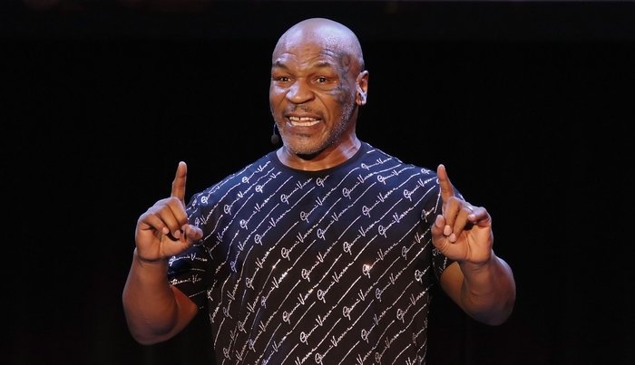 Mike Tyson chce boxovat a zná svého soupeře